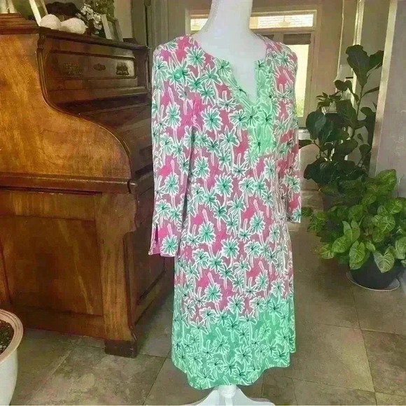 Crown & Ivy Knit MIDI Dress Size S Pink Green Palm Design Stretchy Resortwear - Picture 3 of 10